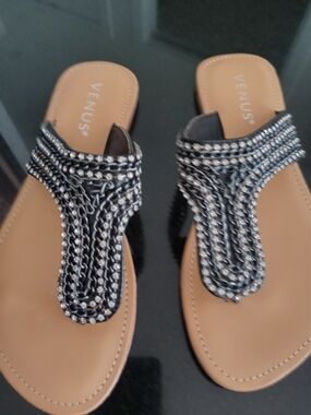VENUS Black Beaded Thong Sandals with Tan Footbed Brand New